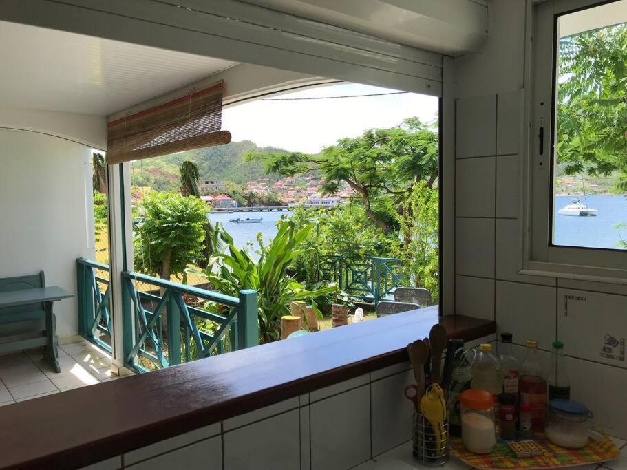 Case A Lili, Joli Bas De Villa Face A La Mer. Terre-De-Haut Exteriör bild