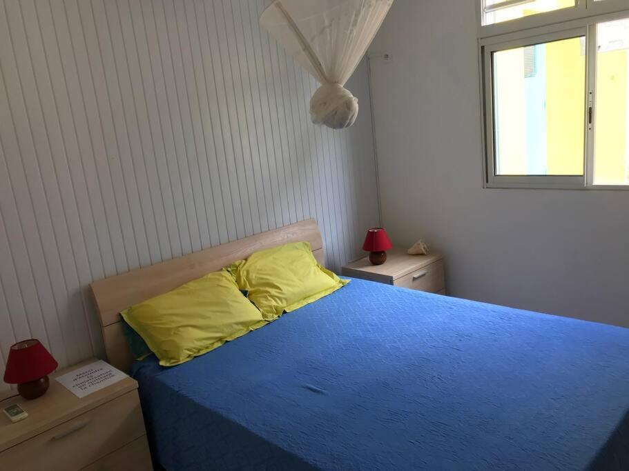 Case A Lili, Joli Bas De Villa Face A La Mer. Terre-De-Haut Exteriör bild